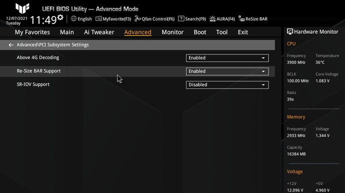 A screenshot of Asus's UEFI BIOS, showing how to enable Resizable BAR support.